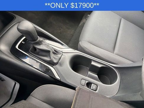 Used 2024 Toyota Corolla LE image 28