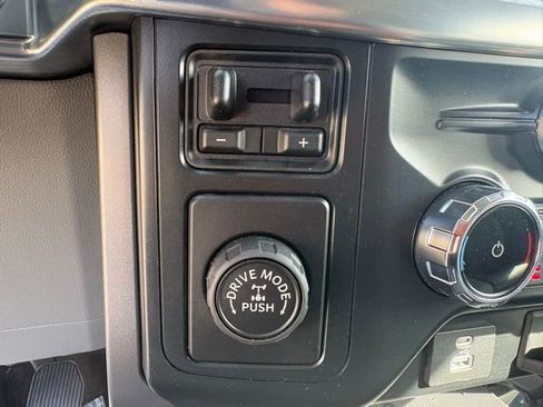 Used 2022 Ford F150 Lariat RWD image 20