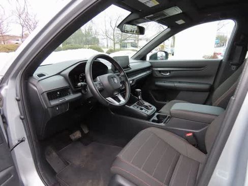 Used 2025 Honda CR-V Sport image 2