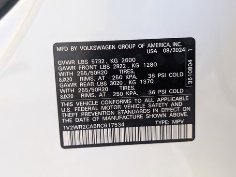 Used 2024 Volkswagen Atlas SE image 40