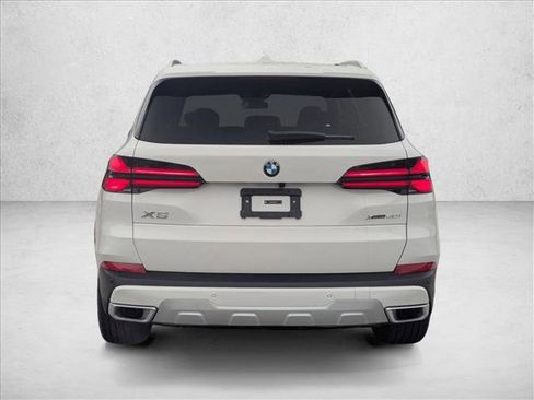 Used 2026 BMW X5 xDrive40i w/ Premium Package AWD/4WD image 8