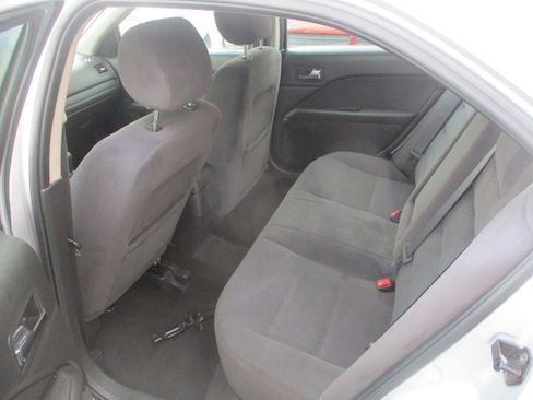 Used 2006 Ford Fusion SE image 9