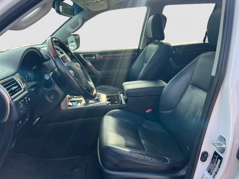 Used 2018 Lexus GX 460 Premium image 15