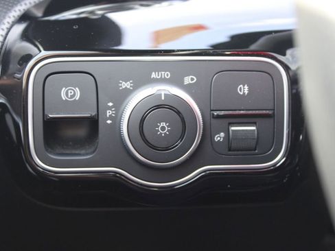 Used 2021 Mercedes-Benz CLA 35 AMG 4MATIC image 28