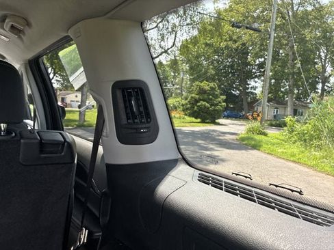 Certified 2021 Jeep Grand Cherokee L Laredo w/ Luxury Tech Group I image 19