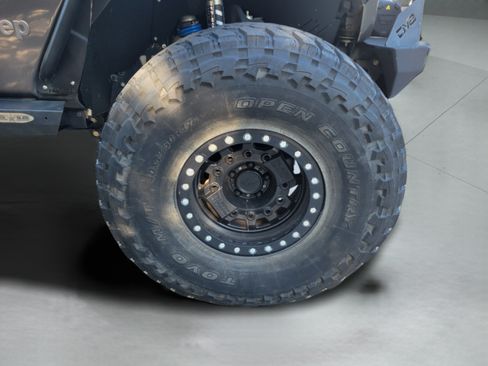 Used 2021 Jeep Wrangler Unlimited Rubicon w/ Trailer Tow Package AWD/4WD image 30