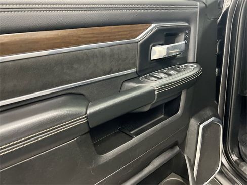 Used 2022 RAM 3500 Laramie image 18
