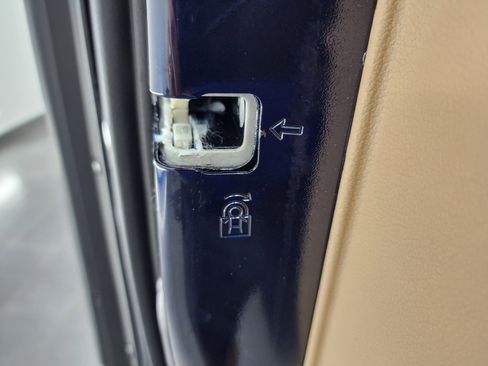 Used 2023 Ford F250 Lariat w/ Sport Appearance Package image 46