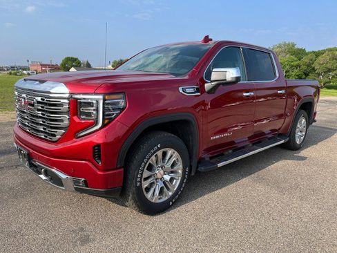 Used 2022 GMC Sierra 1500 Denali image 1
