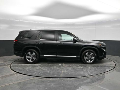Used 2024 Honda Pilot EX-L image 9