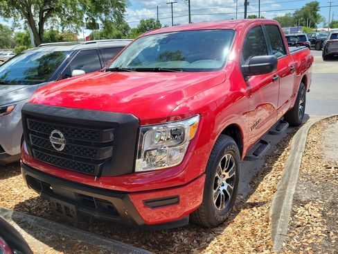 Used 2022 Nissan Titan SV w/ Accessory Utility Package RWD image 2