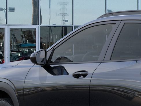 New 2026 Chevrolet Trax LT w/ Driver Confidence Package FWD image 12