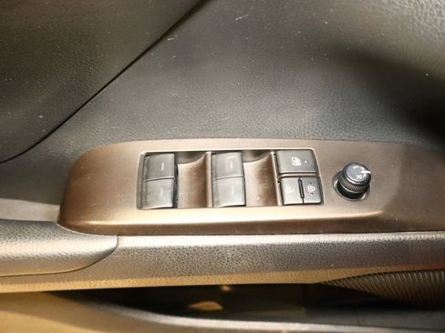 Used 2024 Toyota Camry SE image 39