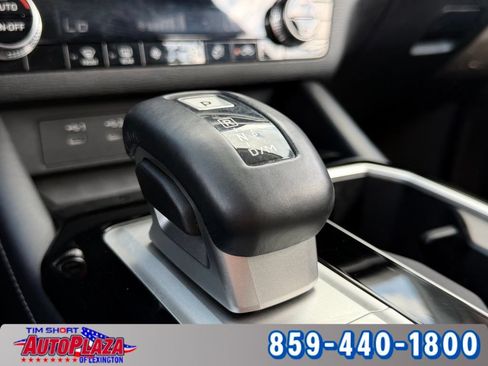 Used 2025 Mitsubishi Outlander SE AWD/4WD image 21