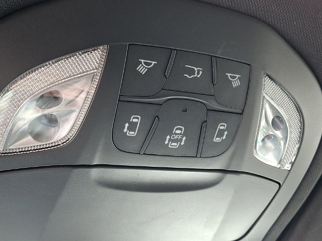 Used 2025 Chrysler Pacifica Limited FWD image 23