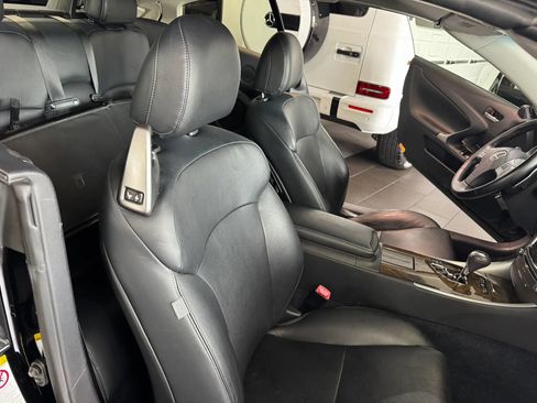Used 2013 Lexus IS 250C w/ Luxury Pkg RWD image 14