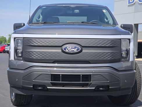 Used 2025 Ford F150 Lightning Flash AWD/4WD image 14