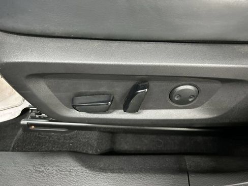 Used 2024 Mitsubishi Outlander SE AWD/4WD image 10