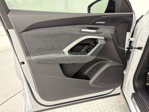 New 2026 Audi SQ5 Premium Plus image 25