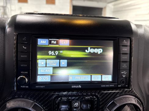 Used 2015 Jeep Wrangler Unlimited Sport w/ Quick Order Package 24S image 16