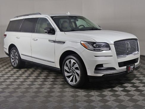 Used 2022 Lincoln Navigator Reserve AWD/4WD image 64