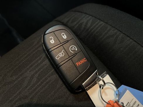 Used 2025 Dodge Durango GT w/ Blacktop Package image 27