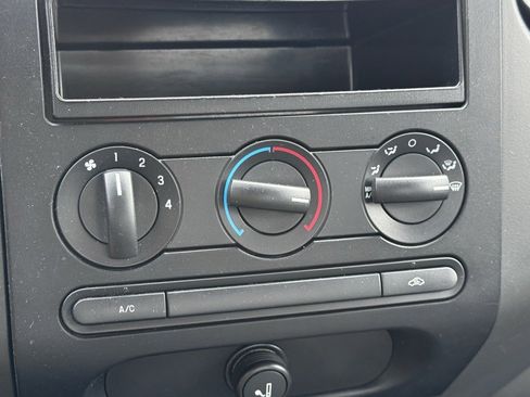 Used 2005 Ford F150 XL image 23