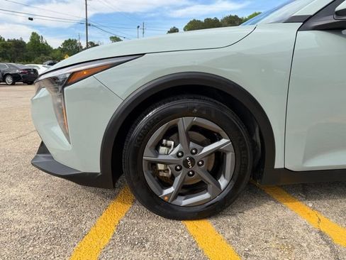 Used 2025 Kia K4 FWD image 6