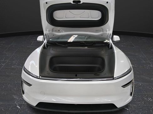 Used 2026 Tesla Model Y Long Range AWD/4WD image 27
