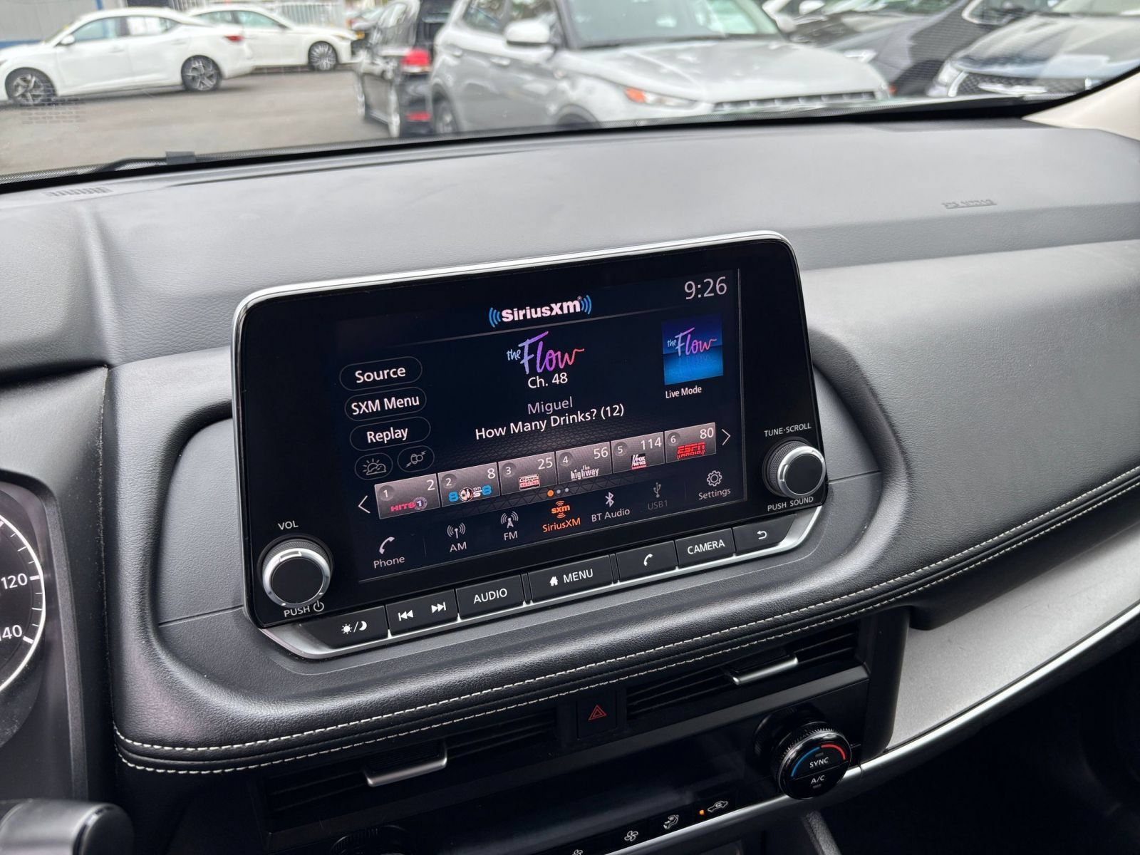 Used 2025 Nissan Rogue SV FWD image 19