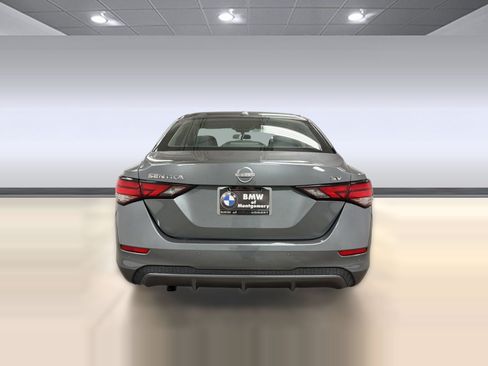 Used 2024 Nissan Sentra SV FWD image 9