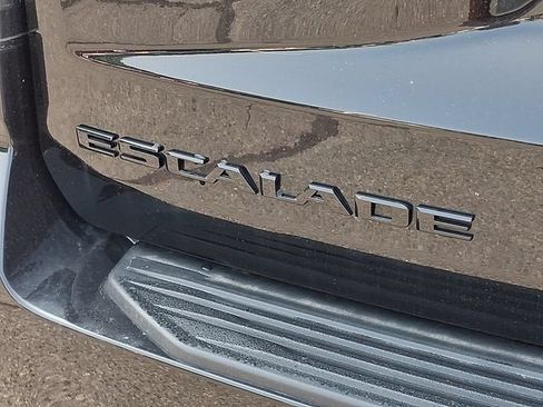 Certified 2026 Cadillac Escalade Sport w/ LPO, ONYX Package AWD/4WD image 25