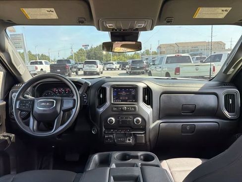 Used 2024 GMC Sierra 2500 Pro w/ Convenience Package AWD/4WD image 9