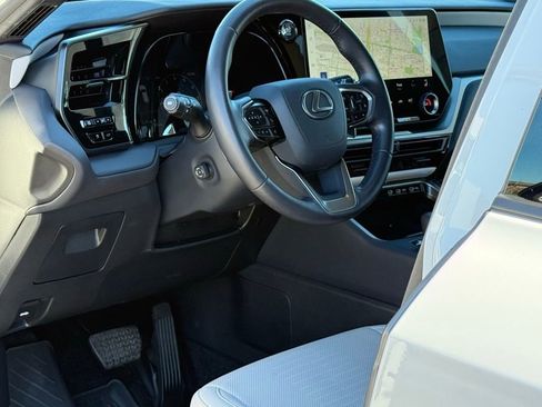 Used 2024 Lexus TX 350 FWD image 8