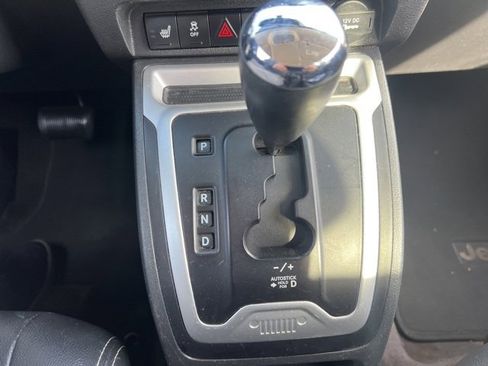 Used 2017 Jeep Compass Latitude image 20