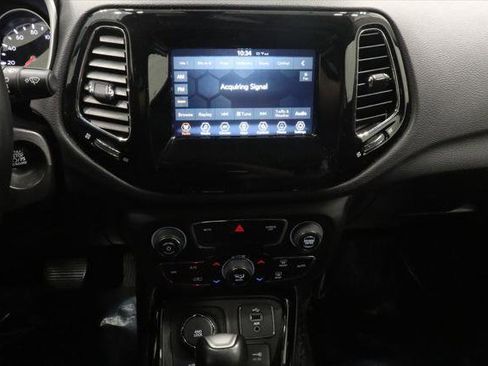 Certified 2019 Jeep Compass Latitude AWD/4WD image 23