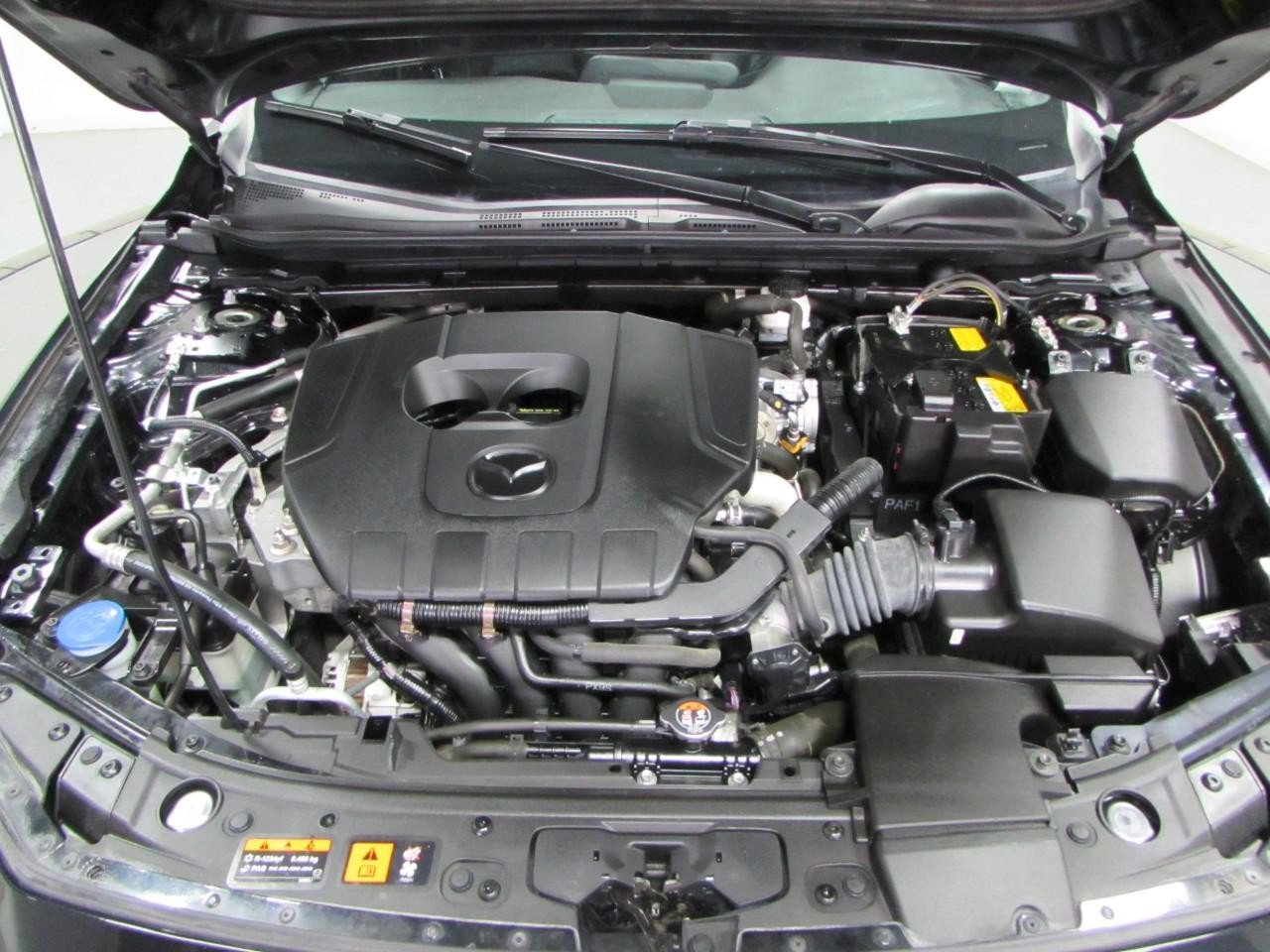 Used 2024 MAZDA MAZDA3 s FWD image 10