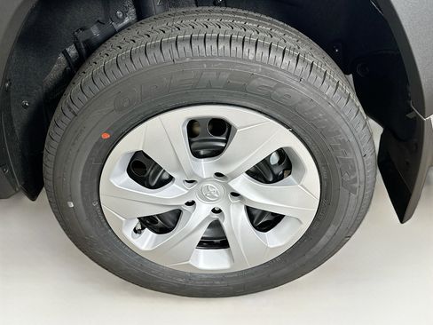 Used 2025 Toyota RAV4 LE image 11