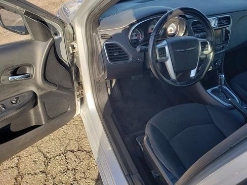 Used 2011 Chrysler 200 Touring w/ Cold Weather Group image 10