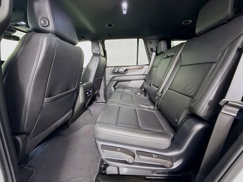 Used 2025 Chevrolet Tahoe LT AWD/4WD image 24