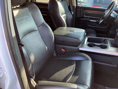 Used 2016 RAM 2500 Laramie w/ Convenience Group image 11
