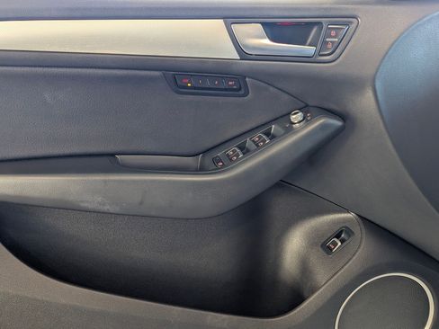 Used 2016 Audi Q5 2.0T Premium Plus w/ Technology Package image 13