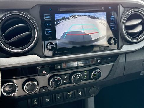 Used 2017 Toyota Tacoma TRD Pro AWD/4WD image 23