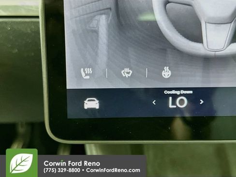 Used 2024 Tesla Model Y Long Range AWD/4WD image 17