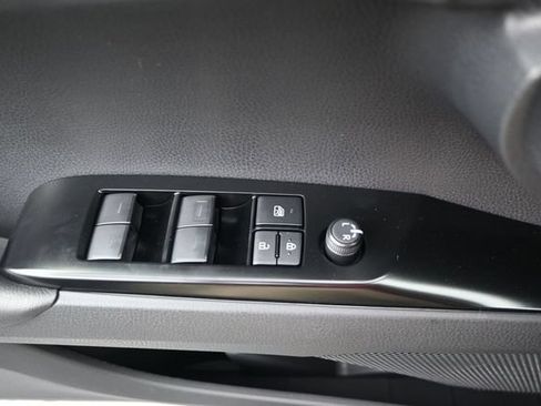New 2026 Toyota Camry LE w/ Convenience Package FWD image 9