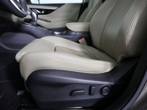 Used 2022 Subaru Legacy Limited image 10