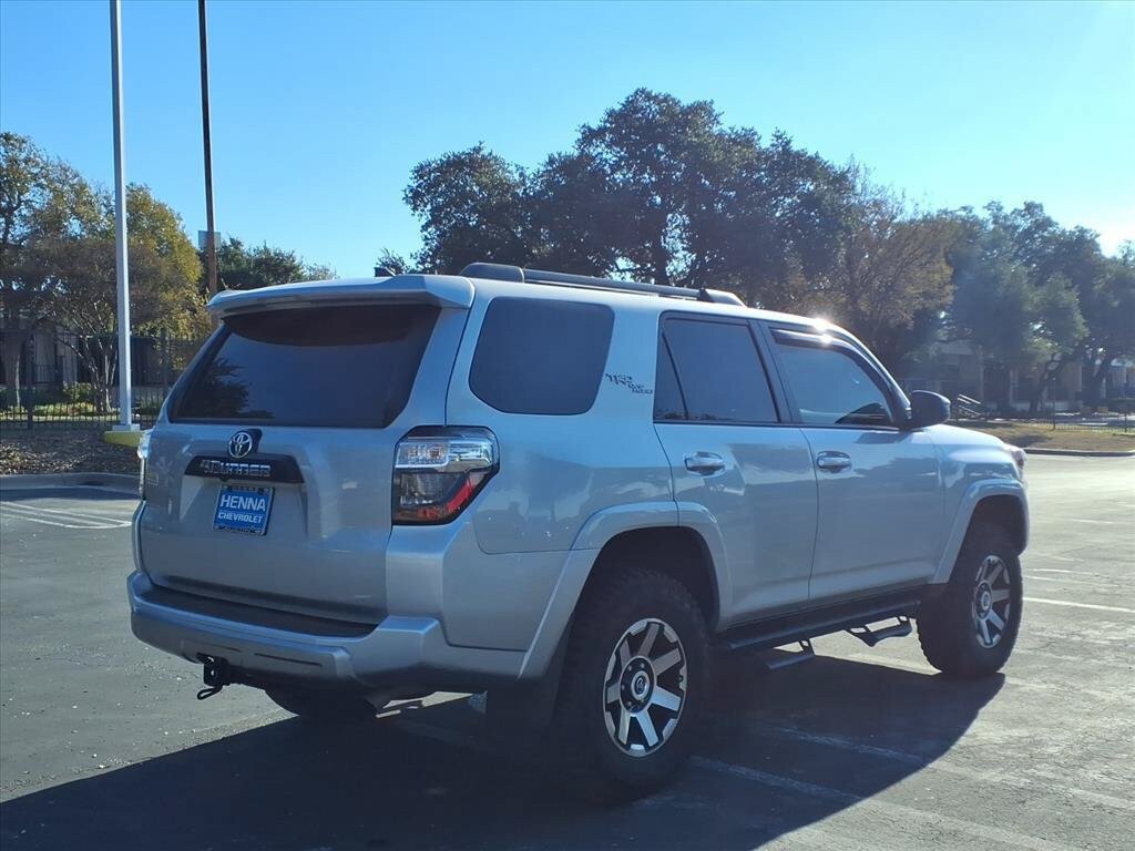 Used 2023 Toyota 4Runner TRD Off-Road AWD/4WD image 5
