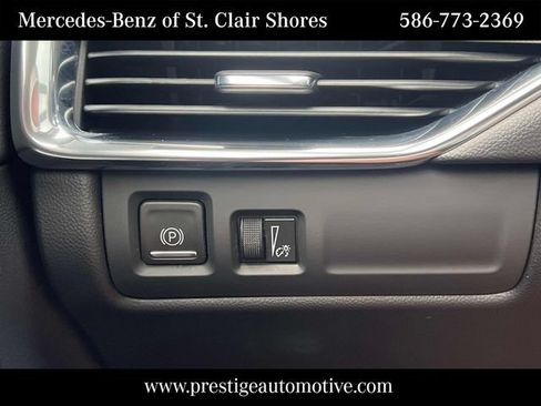 Used 2023 Cadillac XT4 Premium Luxury w/ Cold Weather Package AWD/4WD image 31