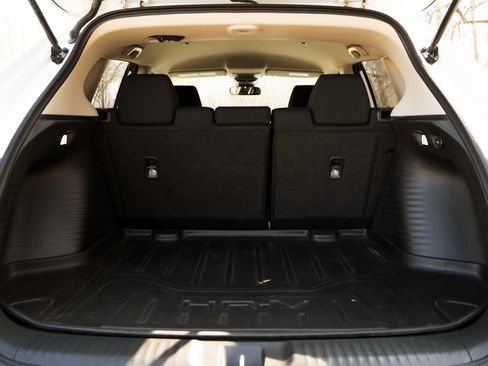 Used 2023 Honda HR-V LX image 41