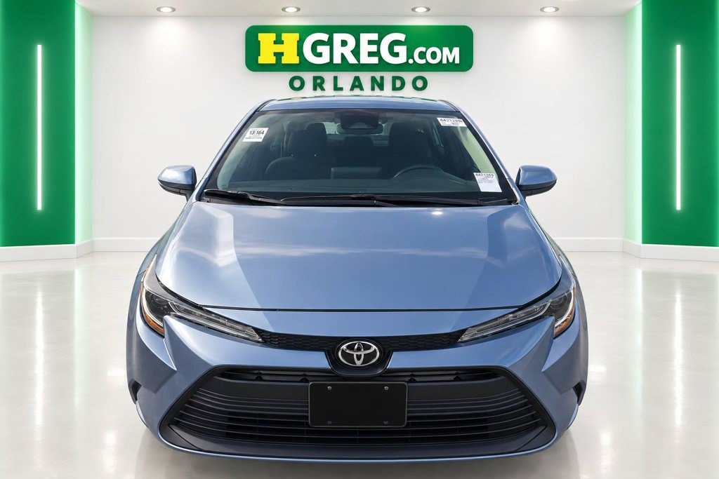 Used 2025 Toyota Corolla LE FWD image 7